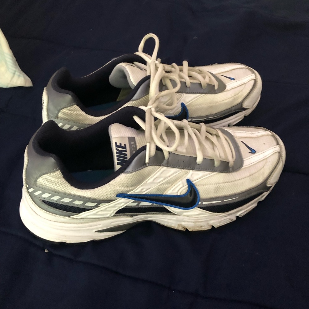 Nice Nike Initiators